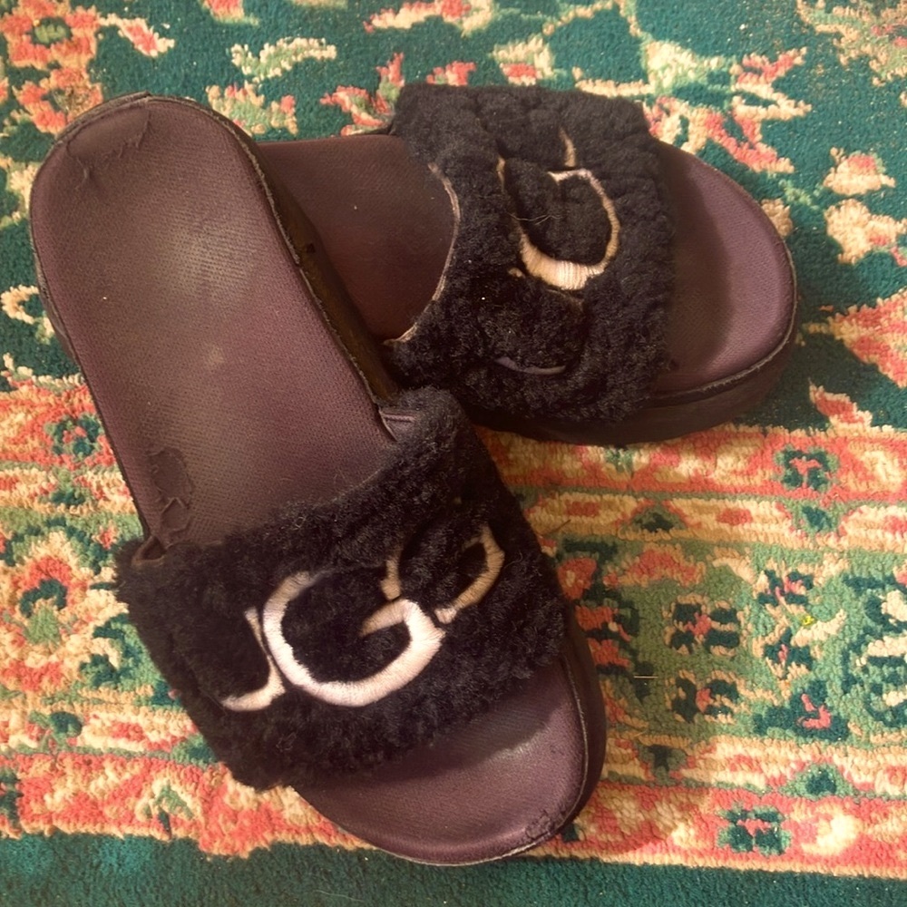 UGG Shearling Platform Slides - Picture 2 of 6